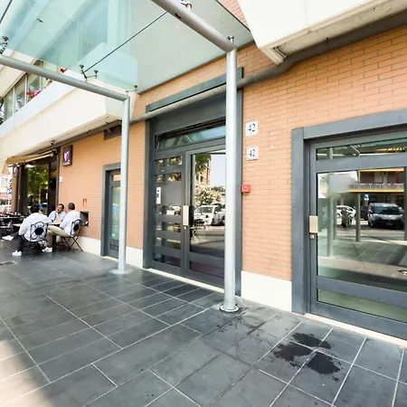公寓 Tiburtina Veranda - In Zona Stazione